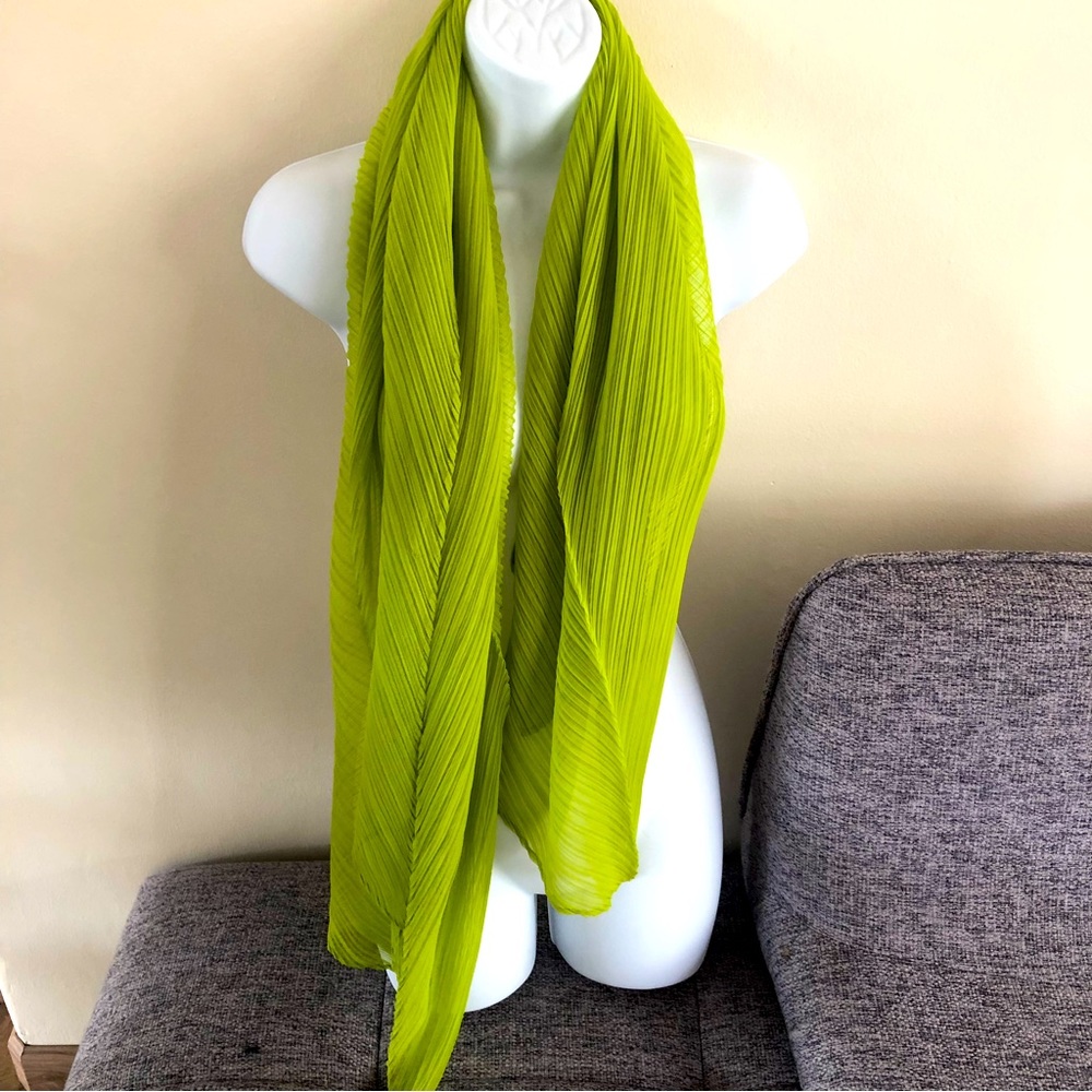 Issey Miyake pleats please scarf
